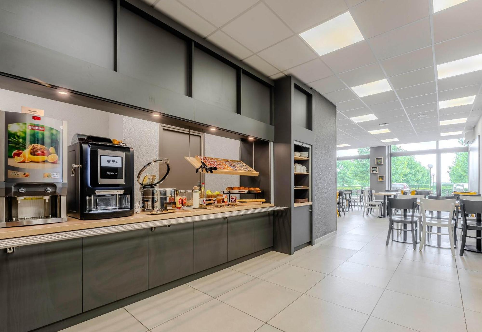 B&B Hotel Cambrai Proville Ngoại thất bức ảnh